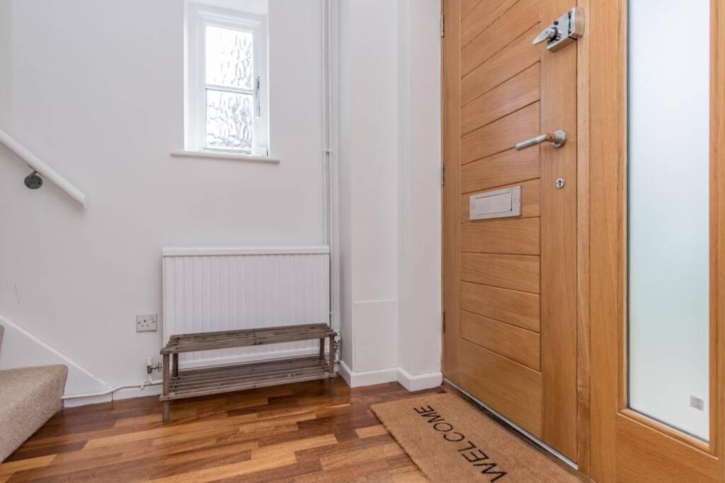 Stylish Townhouse In The Heart Of Summertown Oxford Bagian luar foto