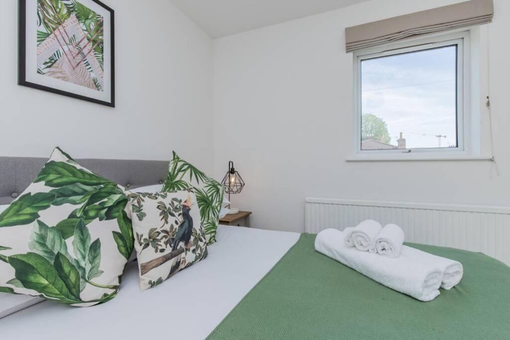 Stylish Townhouse In The Heart Of Summertown Oxford Bagian luar foto